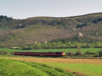 The M41 2122 and the MDmot 3002 at Villnykvesd