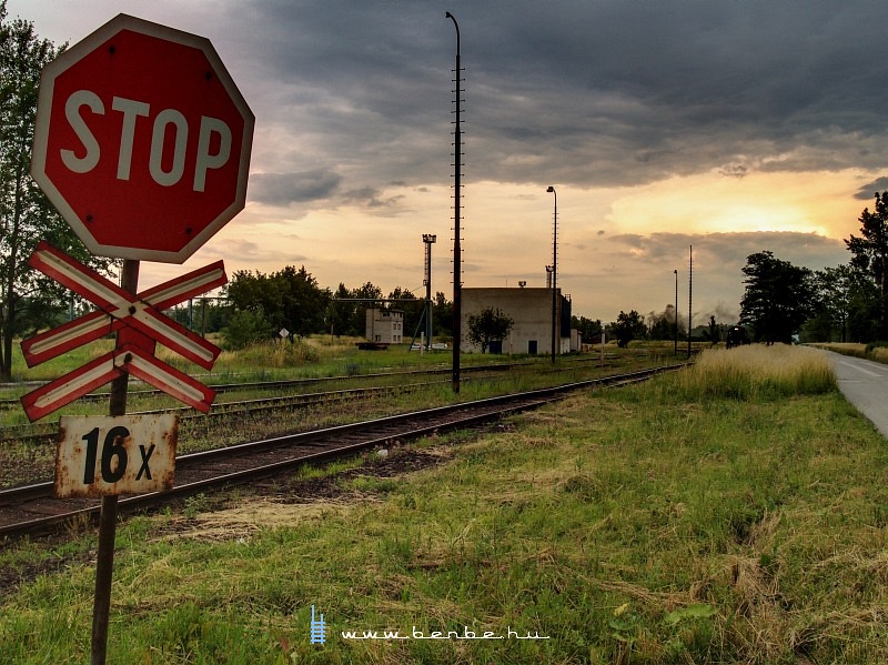 Stop! Sixteen rails to cross! photo