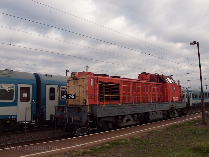 A MV-TR 408 235-s Ppos Vmosgyrkn fot