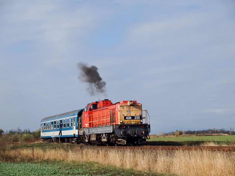 A MÁV-TR 408 235-ös Púpos Jászapáti és Jászkisér között fotó