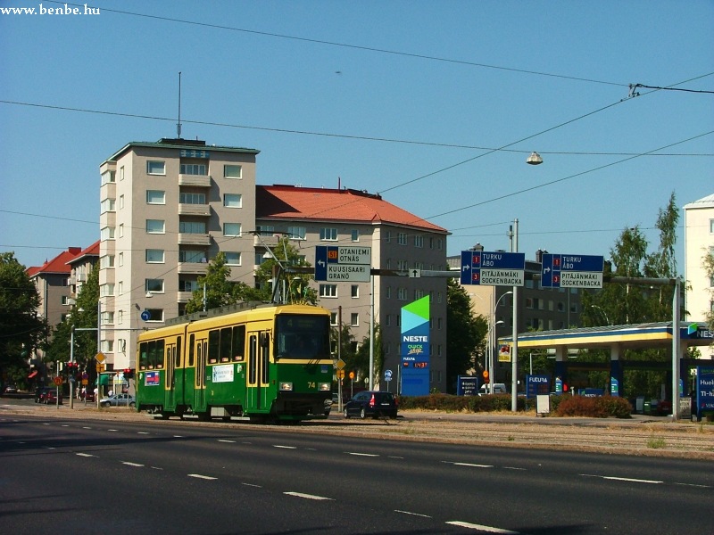 Nr II. típusú villamos Helsinki Munkkiniemi negyedében fotó