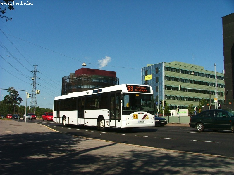 E94 tpus autbusz Helsinki Munkkiniemi negyedben fot