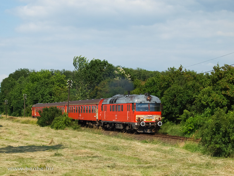 The MDmot 3006 between Srnd and Derecske photo