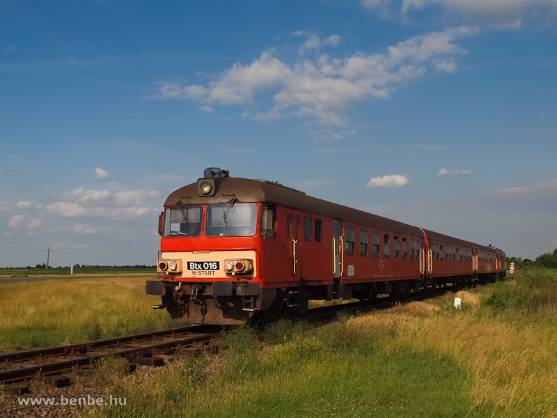 Btx 016 Konyári Sóstófürd&# fotó