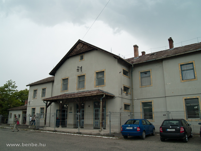 Kalocsa homlokzata az utca  fotó