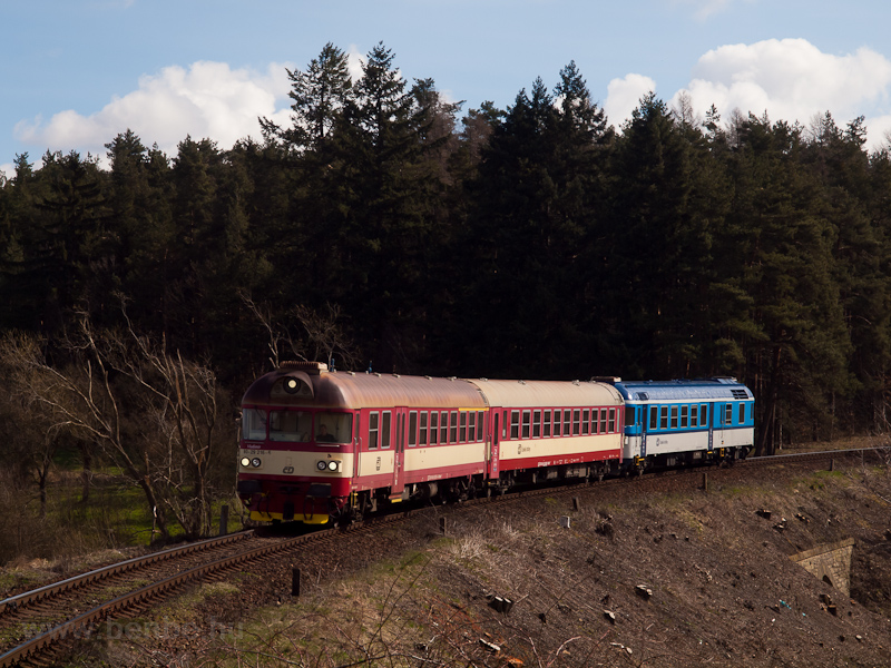 The ČD 80-29 216-6 seen between Kralice nad Oslou and Rapotice photo