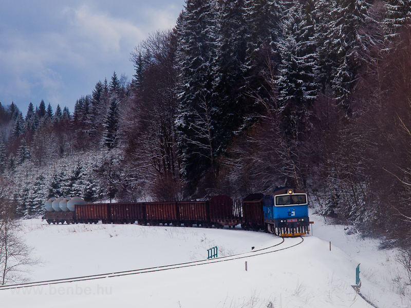 The ČD Cargo 753 766-5 seen hauling a freight train between Nov Losiny and Brann photo