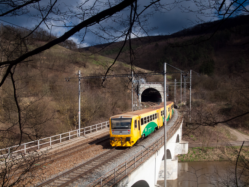 Egy ismeretlen ČD 814  237-4 Brno Malomřice s Bilovice nad Svitavou kztt fot