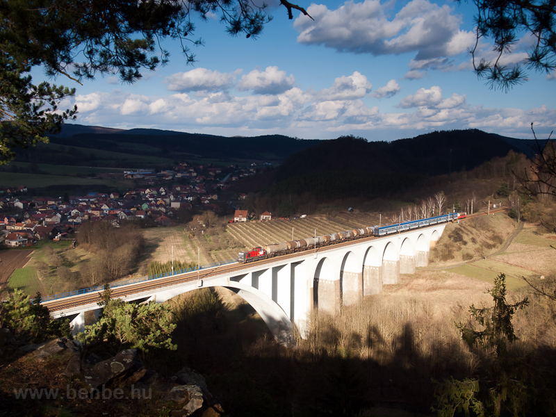 The CZ Loko 742 703-2 seen between Tišnov and Doln Loučky photo