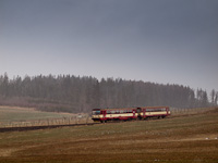 The ČD 810 524-9 seen between Čermn v Sležsku and Svatoňovice