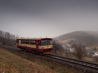 The ČD 810 026-5 seen between Lipov Lzne jeskyne and Lipov Lzne