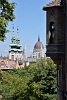A budapesti Parlament a Várnegyed felől nézve