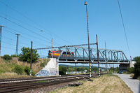 A ŽSSKC 240 038-0 Bratislava-Vynohrady és Pozsonyszőlős között