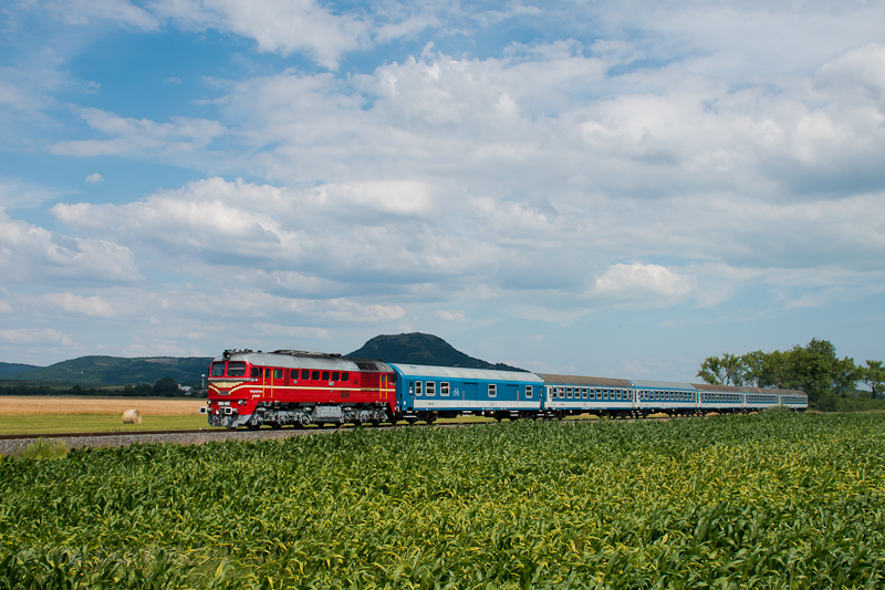 The MV-START M62 194 seen between Nemesgulcs-Kisapti and Tapolca photo