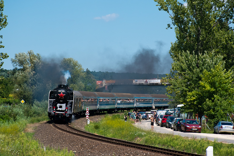 The MV-Nosztalgia kft. 424,247 seen between Szepezdfrdő and Rvflp photo