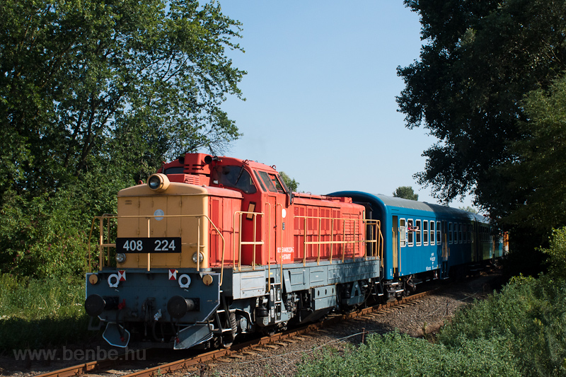 A MÁV Zrt. M44 211 Fels! fotó