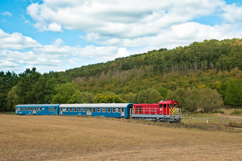 A MÁV-HÉV M44 517 Szokolya fotó