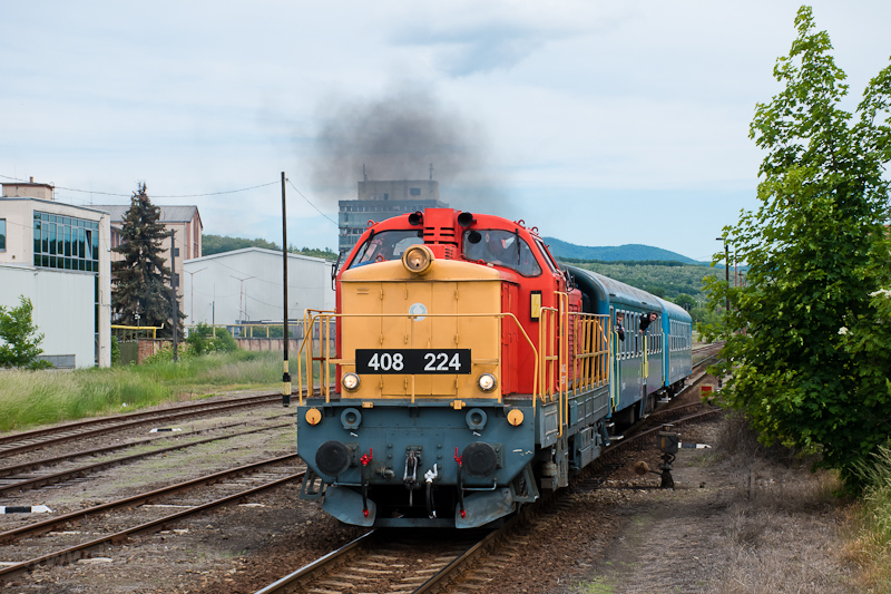A MÁV-START 408 224 pályaszámú Púpos Zagyvapálfalva állomáson fotó