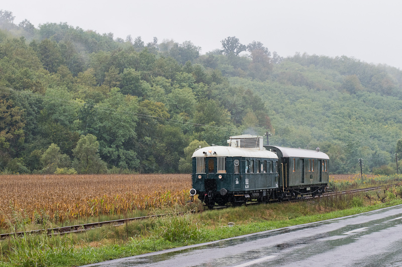 A MÁV-Rail Tours BCmot 390 Mecsekpölöske és Komló között fotó