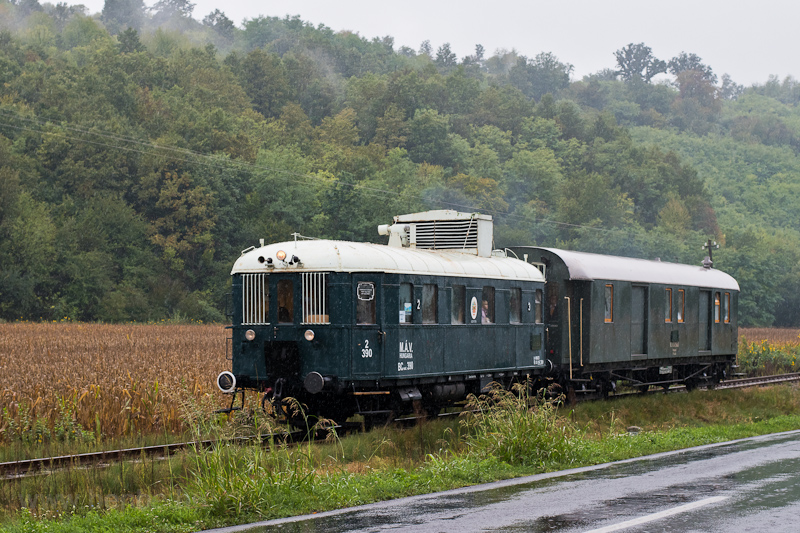 kép A MÁV-Rail Tours BCmot 390 Mecsekpölöske és Komló között fotó