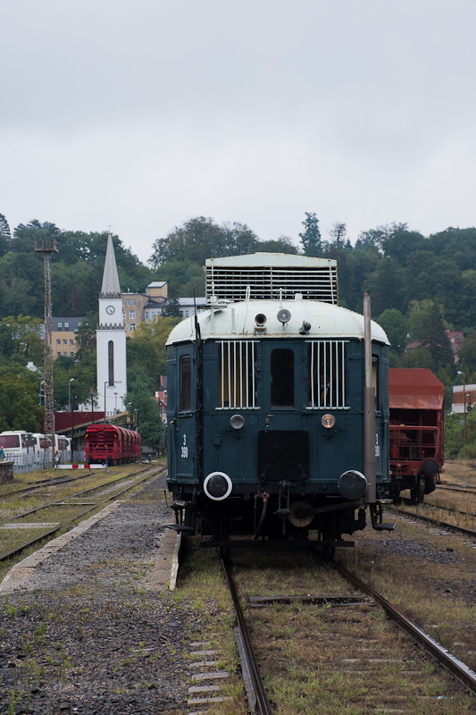 kép A MÁV-Rail Tours BCmot 390 Komló állomáson fotó