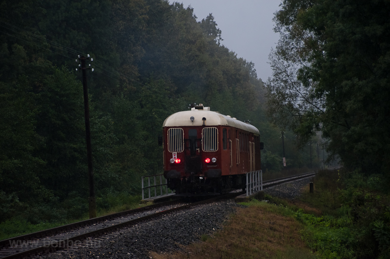 A MÁV-Rail Tours ABbmot 610 Sellye állomáson a Pécsi Retróhétvégén fotó