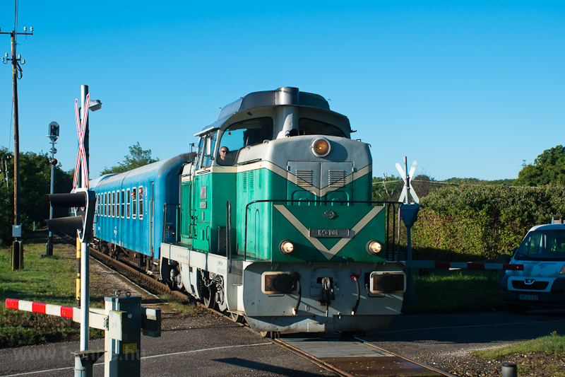 A MÁV-Rail Tours M43 1001 Villány és Márok között fotó