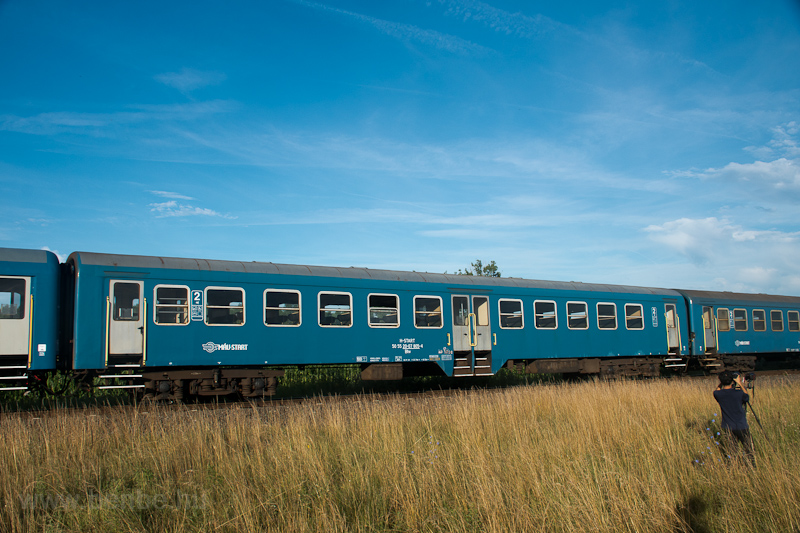 kép Az 50 55 20-07 805-4 Bhv a telikék szerelvényben fotó
