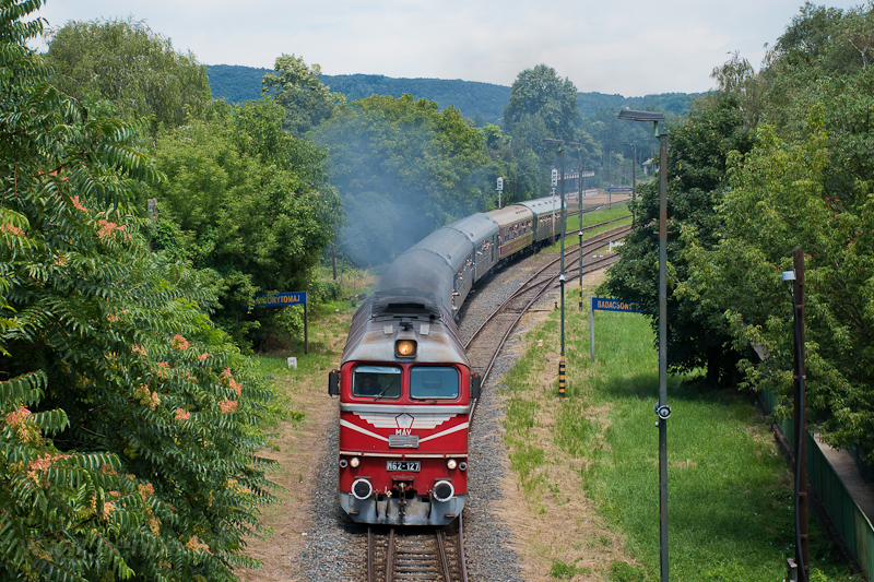 A MÁV-START M62 127 Badacsonytomaj állomáson a Saxonia gyorsvonattal fotó