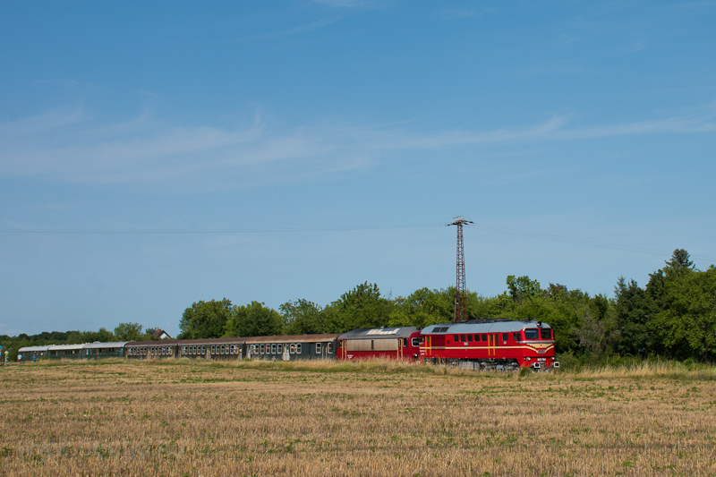 A MÁV-START M62 194 Aszófő és Örvényes között fotó