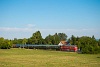 A MÁV-START M62 194 Zánkafürdő (Zánka-Erzsébettábor) és Zánka-Köveskál között a Saxonia gyorsvonattal