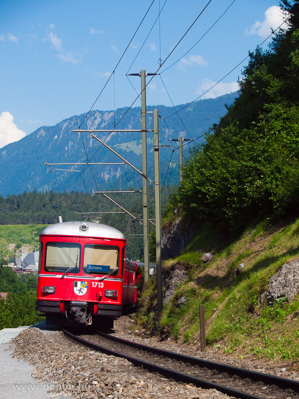 A Be 4/4 515-s S-Bahn motorvonat Bonaduz s Reichenau-Tamins kztt fot