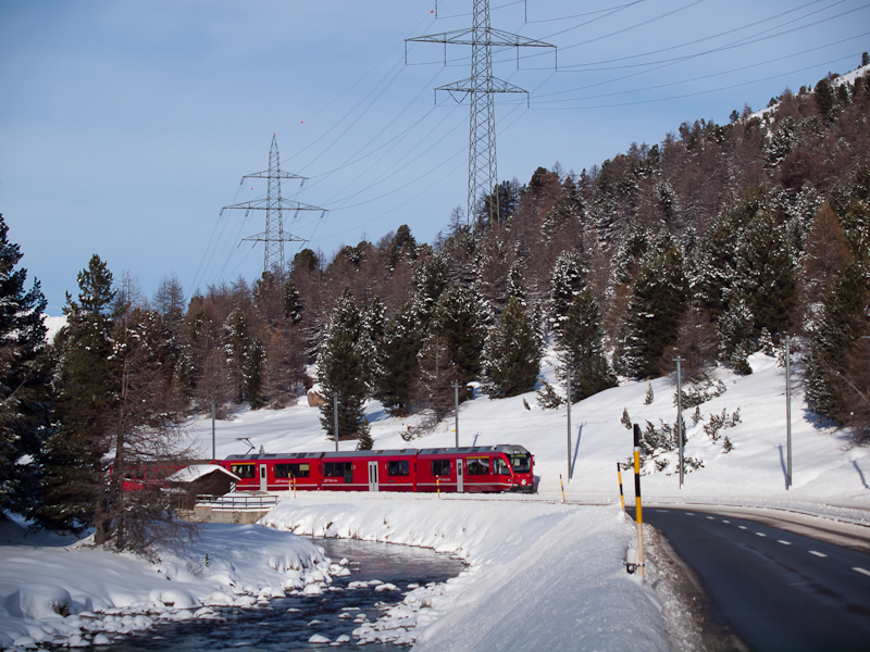 The Rhtische Bahn ABe 8/12 3508 seen between Morteratsch and Bernina Suot photo