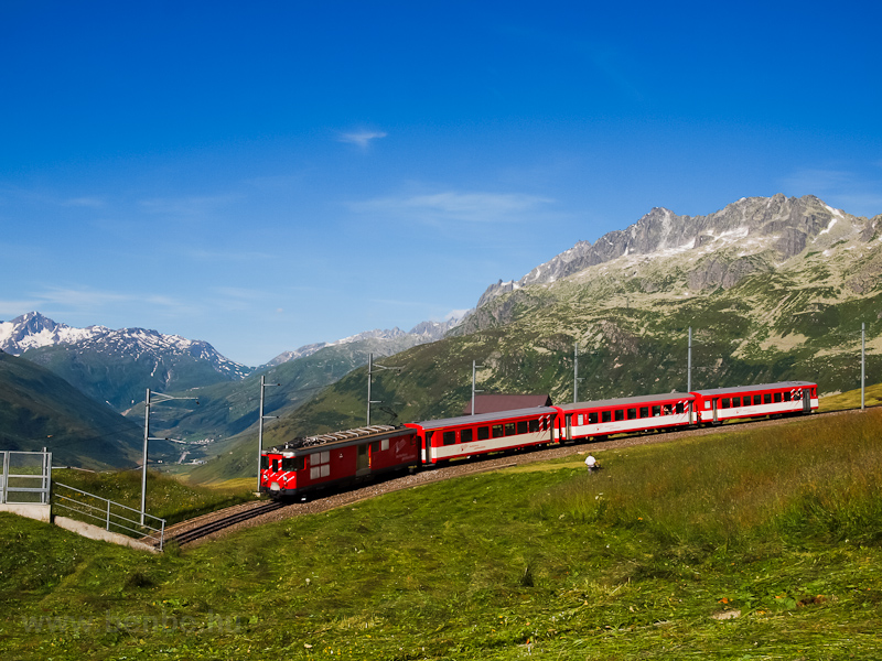 The Matterhorn-Gotthardbahn Deh 4/4 photo