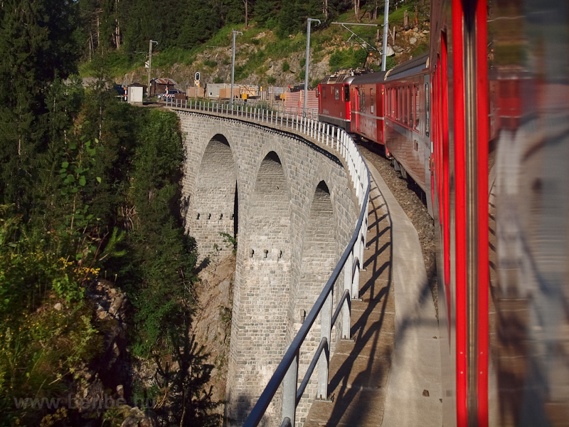 A Val Lumpegna-Viadukt az E fot