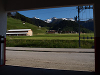 The view from the covered waiting area of Segnas station