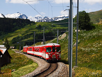 A Matterhorn-Gotthardbahn Deh 4/4<sup>I</sup> 21 Dieni és Rueras között