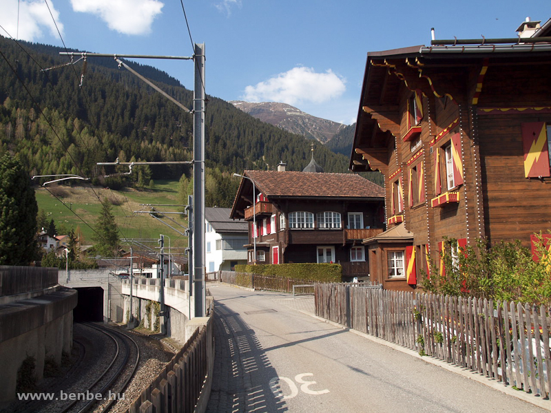 Hzak Disentisben s a Disentis-alagt fot