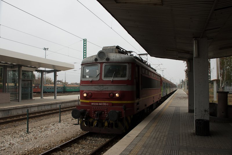 A BDŽ 44 130-0 Septemvri llomson fot