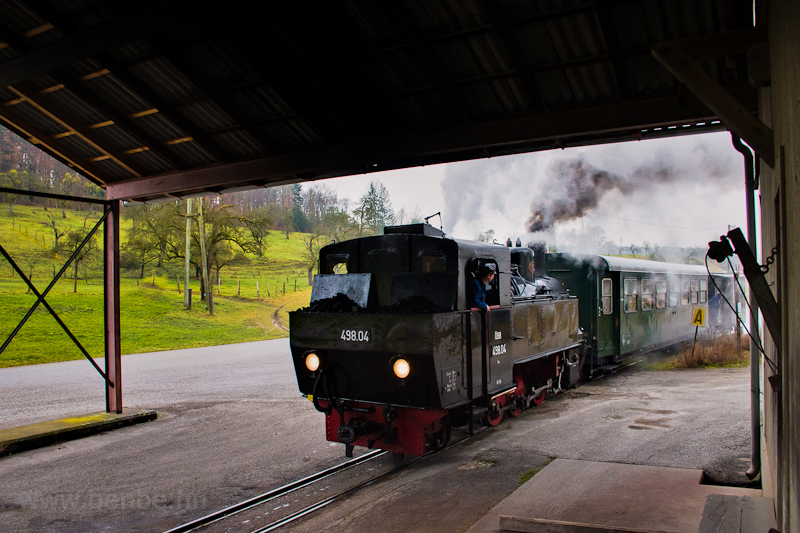 A Steyrtalbahn 498.04 Sommerhubermhle megll-rakodhelyen fot