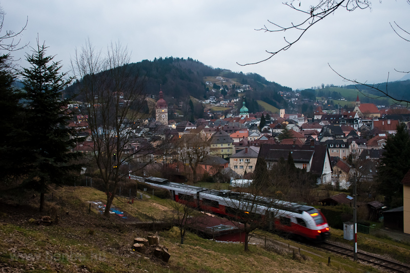 CityJet Stadt Waidhofen an der Ybbs s Waidhofen and der Ybbs Bahnhof kztt igen ksőn este fot