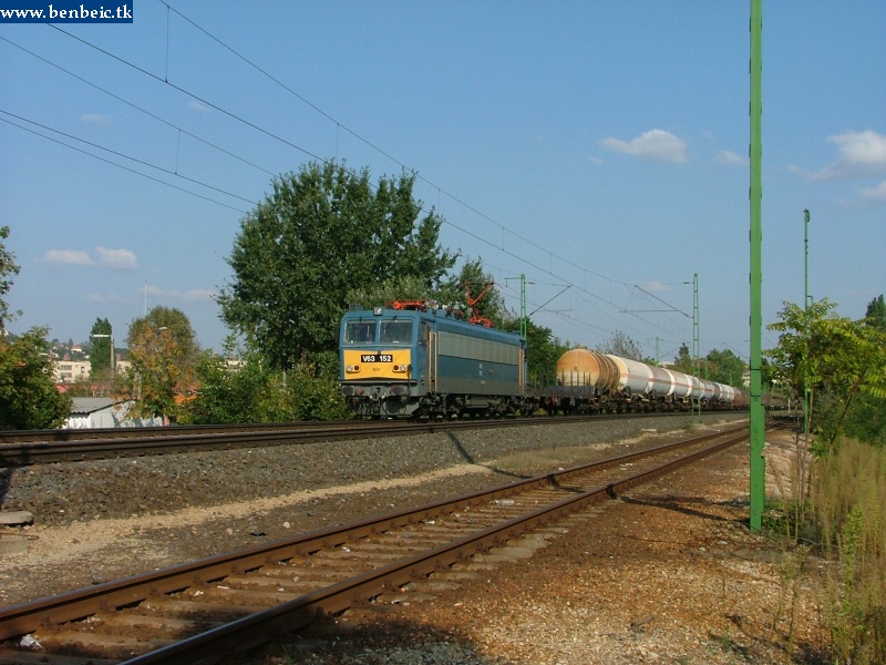 V63 152 tehervonattal Kelen fotó