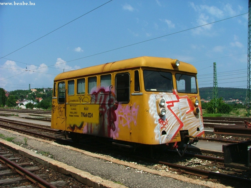 A maintenance railcar at buda station photo