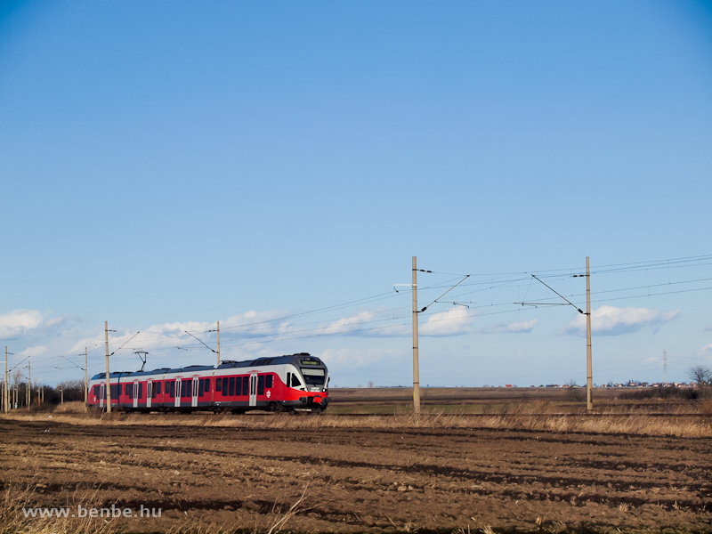 The MV-START 5341 008-0 between Ivncsa and Pusztaszabolcs  photo