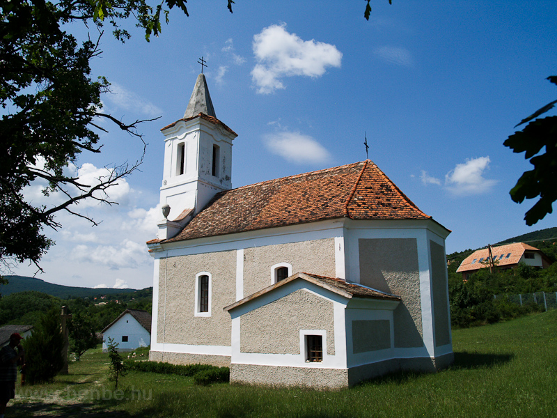 Balatonfelvidk - budavri katolikus templom fot