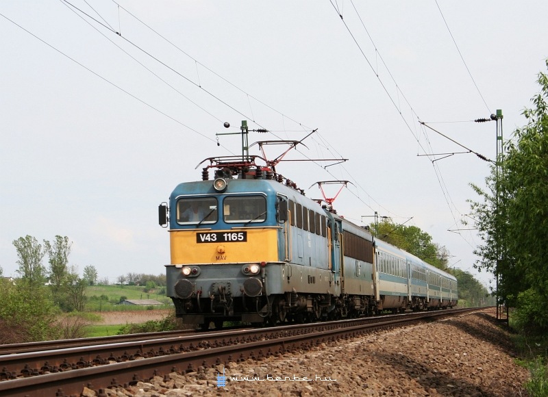 V43 1165 és egy Gigant Héví fotó