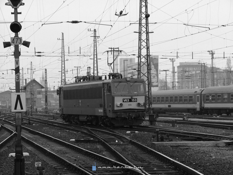 V63 153 a Keleti pályaudvar fotó