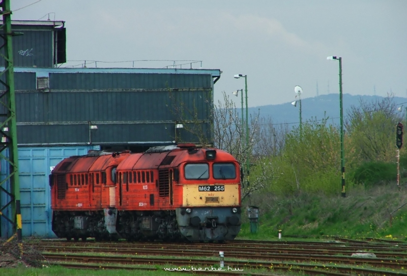 The M62 255 at Rákos photo
