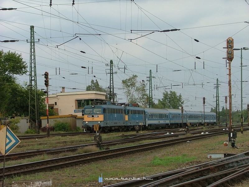 V43 1087 Kőbánya-felsőn fotó