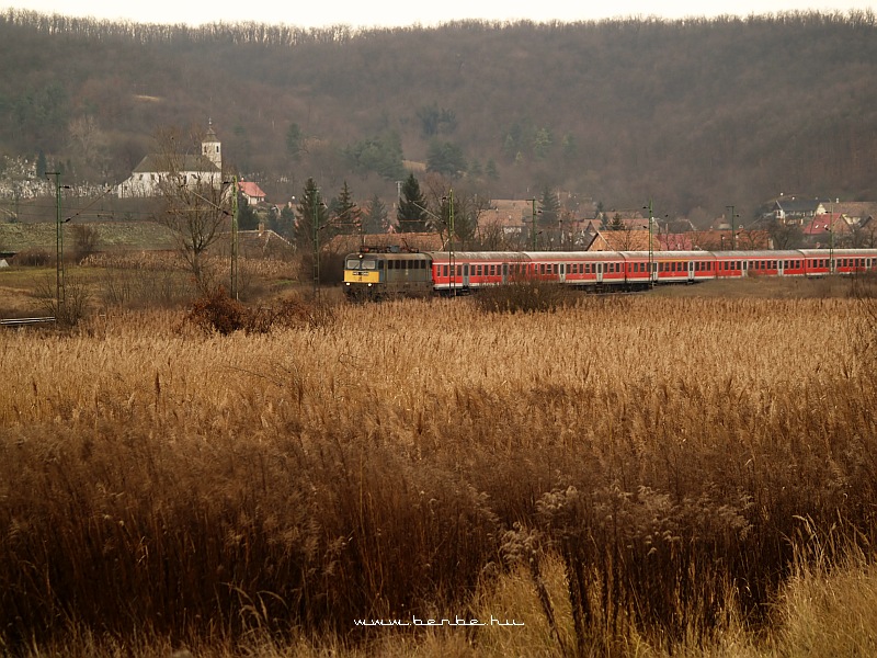 The V43 1348 near Isaszeg photo